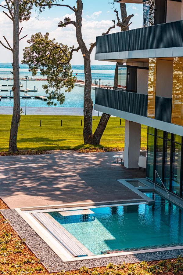 Lua Resort - Adults Only Balatonfured Exterior photo The lakefront of the University of Applied Sciences