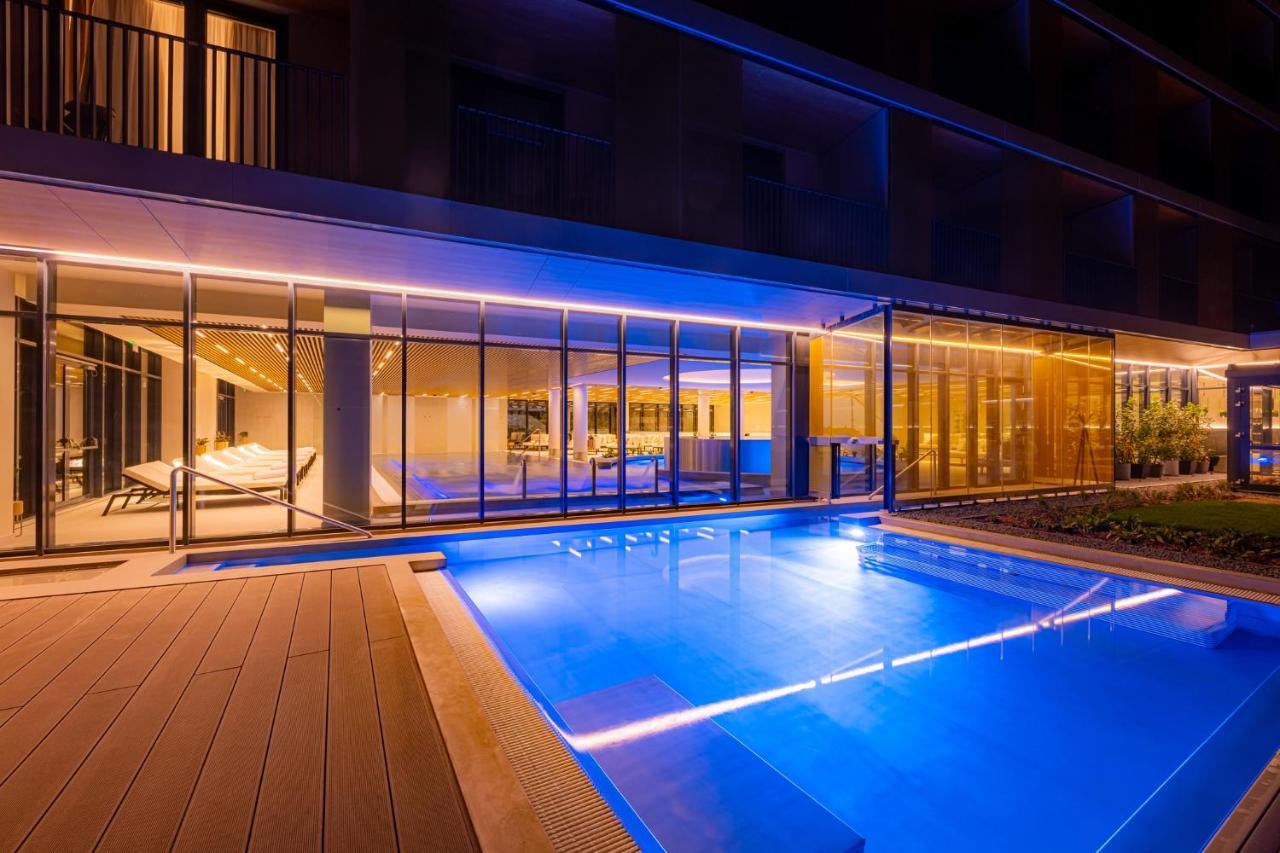 Lua Resort - Adults Only Balatonfured Exterior photo The swimming pool at the hotel