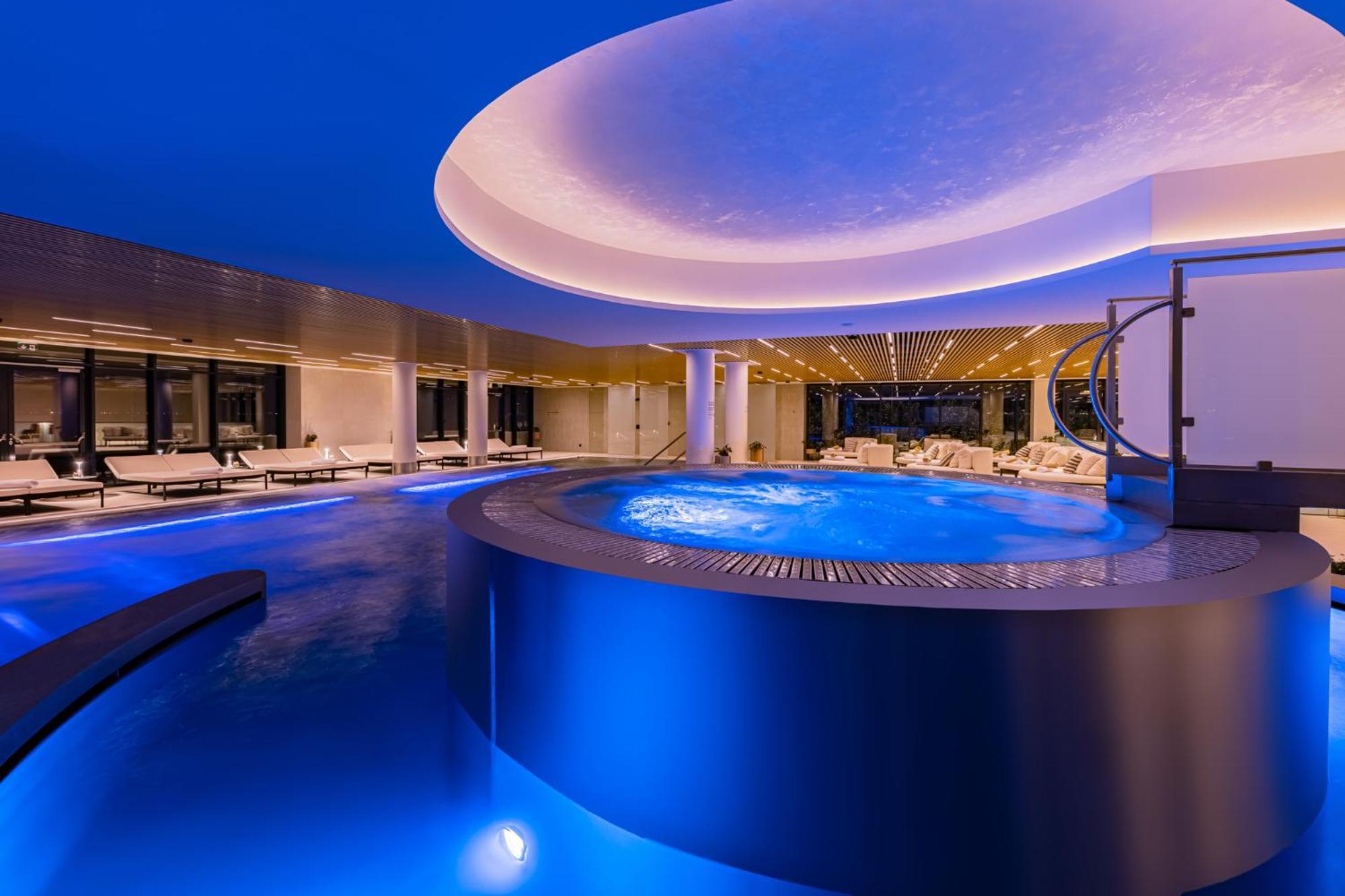 Lua Resort - Adults Only Balatonfured Exterior photo The spa at the InterContinental Budapest