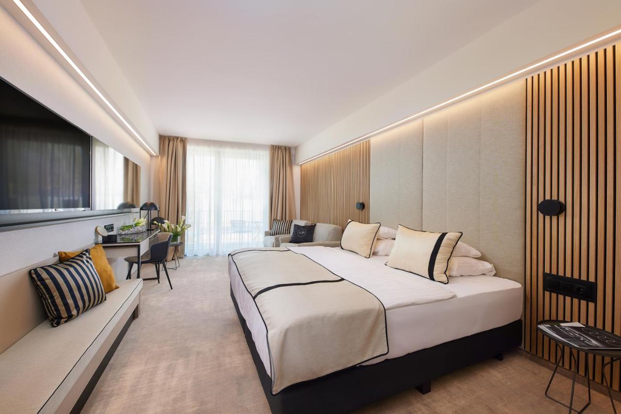 Lua Resort - Adults Only Balatonfured Exterior photo Deluxe room